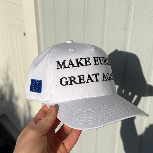 MEGA HAT WHITE